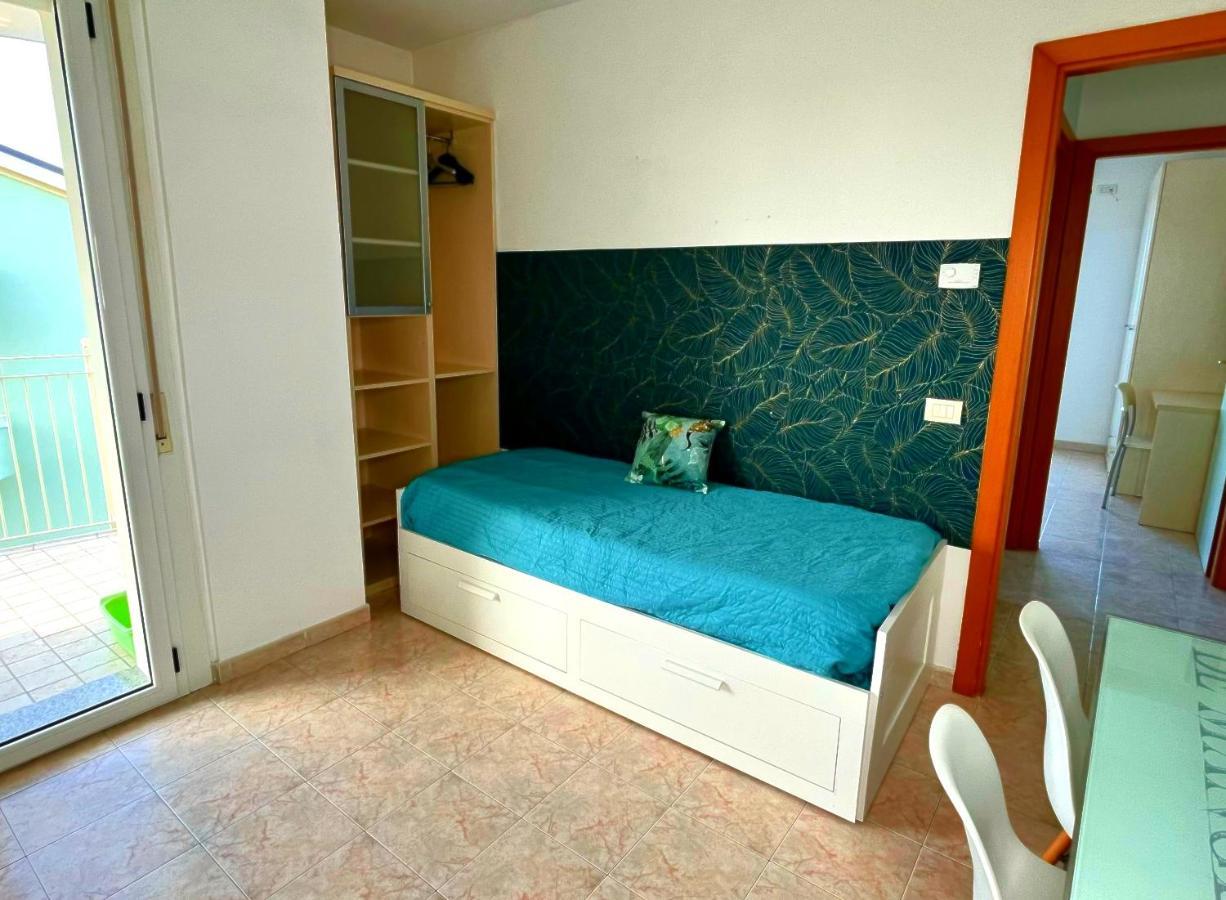 Residence Frontemare Rimini Exterior foto